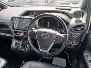 Toyota Voxy 2016 White