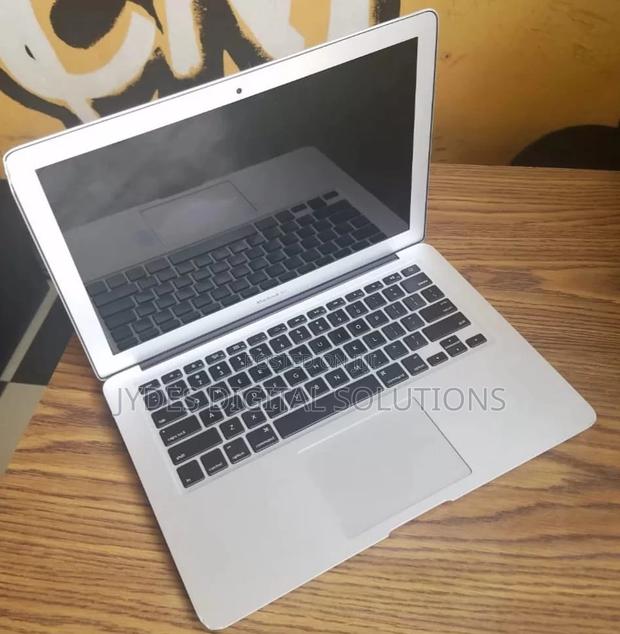 Laptop Apple MacBook Air 8GB Intel Core I5 SSD 256GB - main view