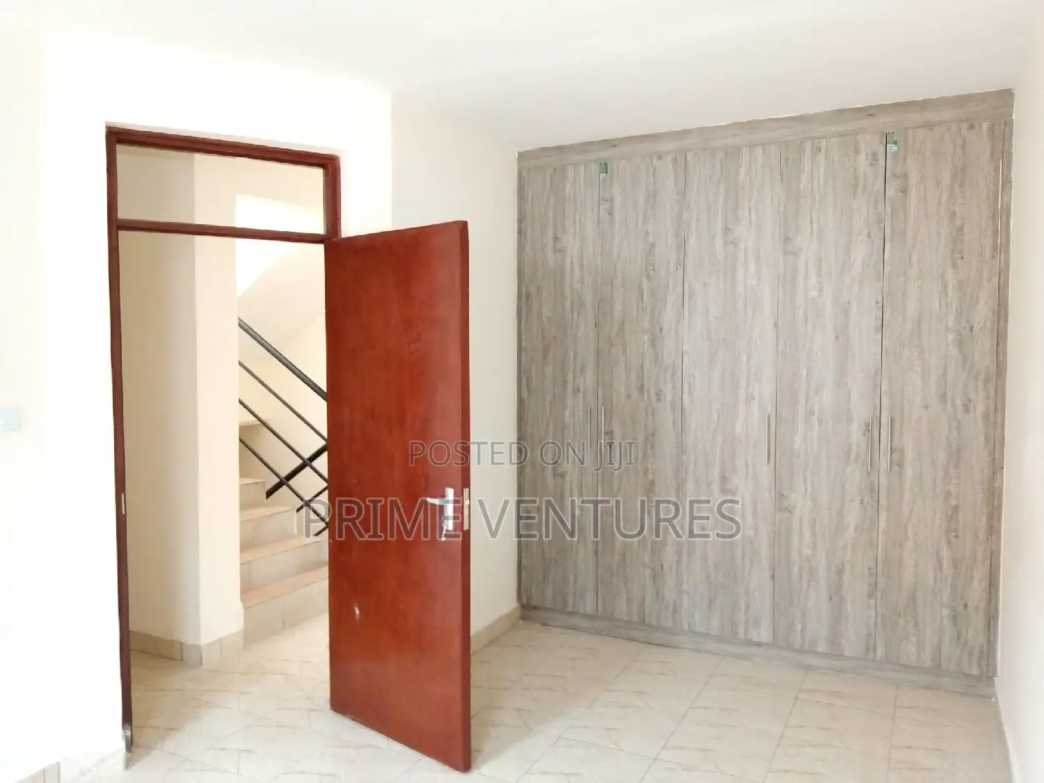 3bdrm Maisonette in Donholm for rent