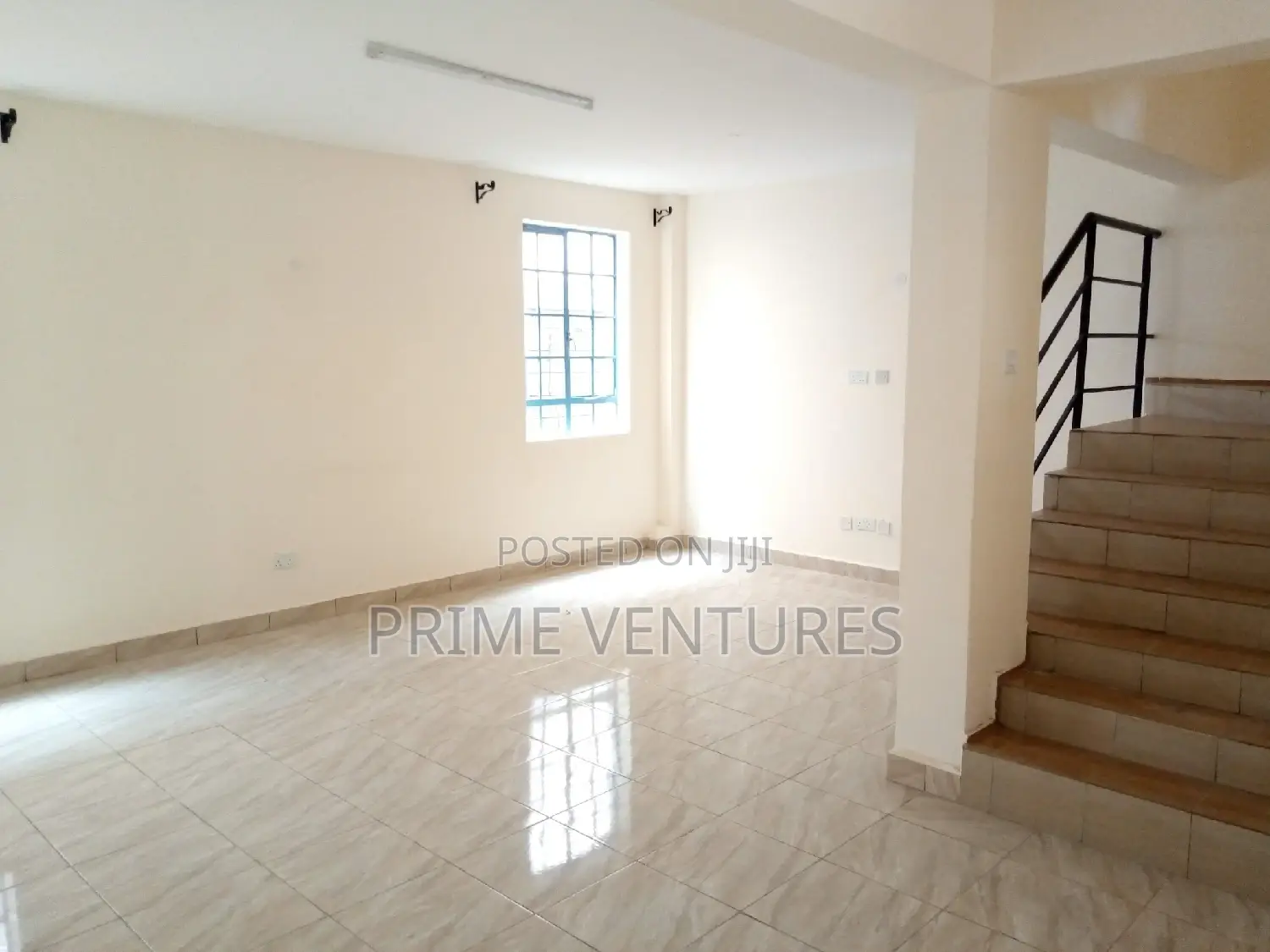3bdrm Maisonette in Donholm for rent