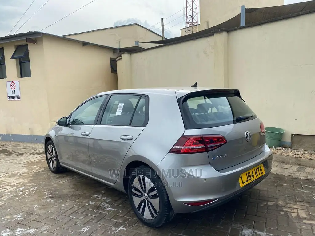 Volkswagen Golf 2016 Gray