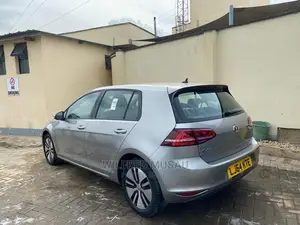 Volkswagen Golf 2016 Gray