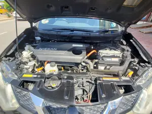 Nissan X-Trail 2015 Green