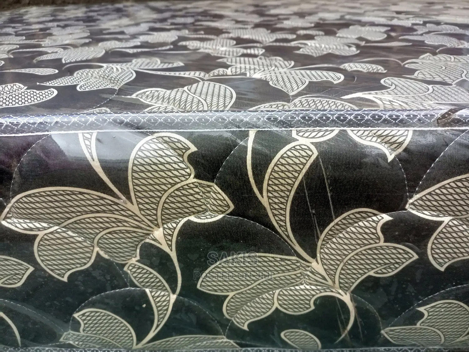 Reinventing Comfort! 10inch Queen 5*6 Mattresses. Quilted HD