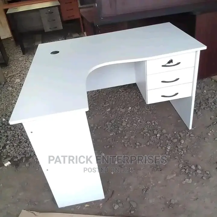 Executive Lshaped Desk 4 by 4 Fitts