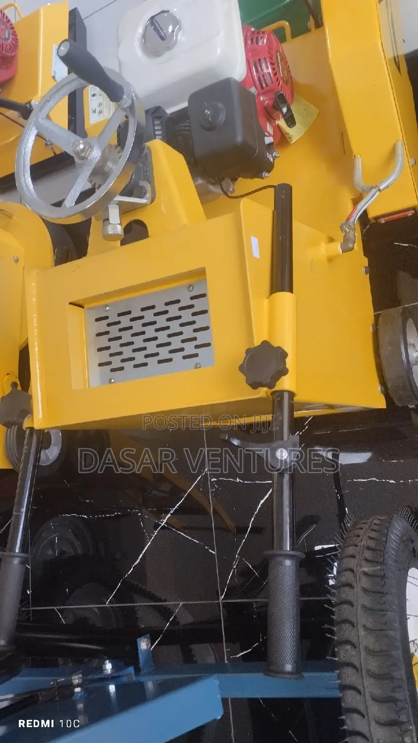 Honda Concrete Cutter 14"