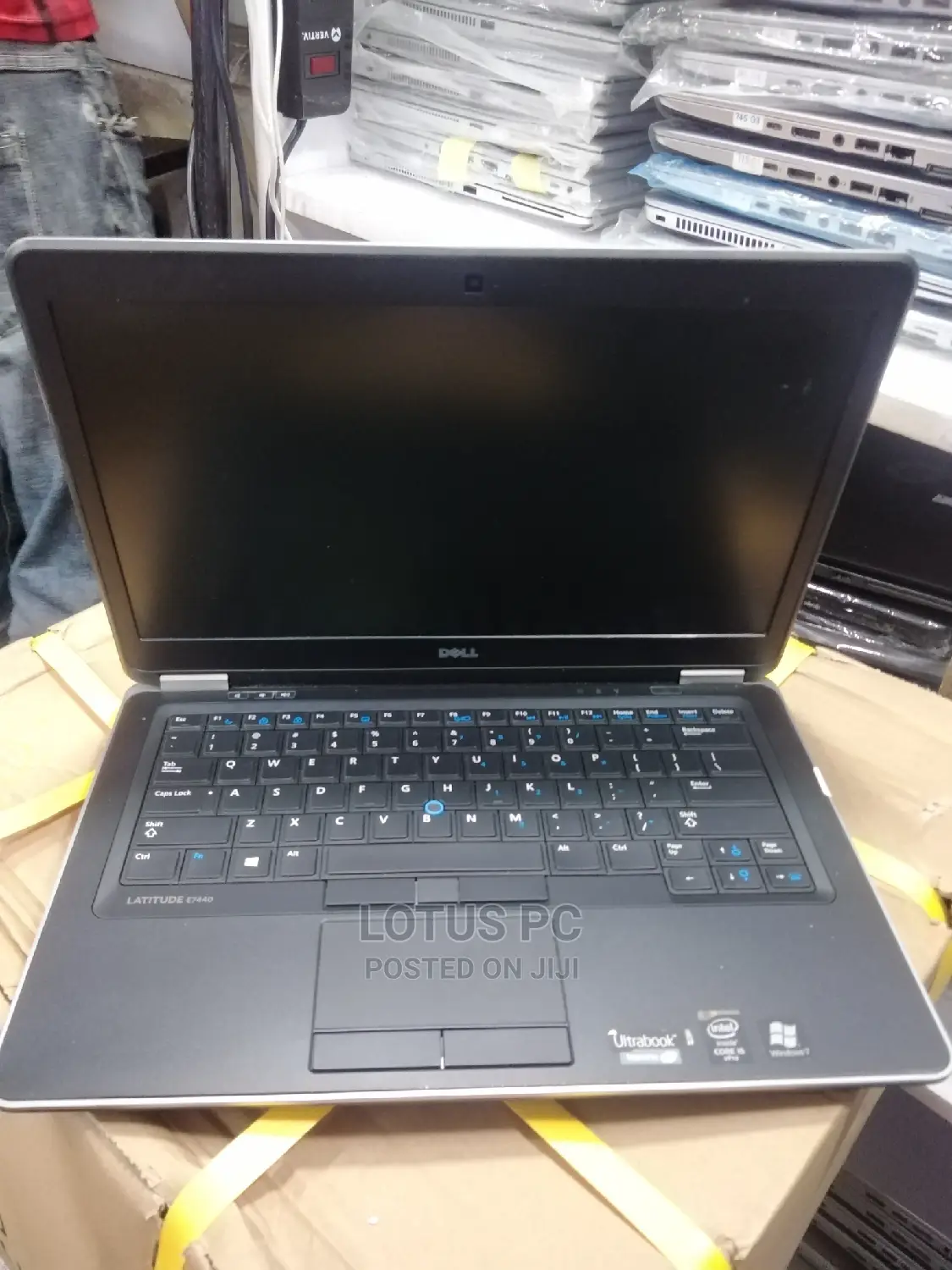 Laptop Dell Latitude 7440 4GB Intel Core I5 HDD 500GB