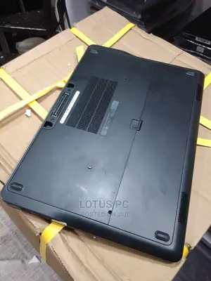 Laptop Dell Latitude 7440 4GB Intel Core I5 HDD 500GB