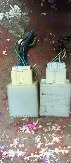 Flasher Units for Mazda Demio.