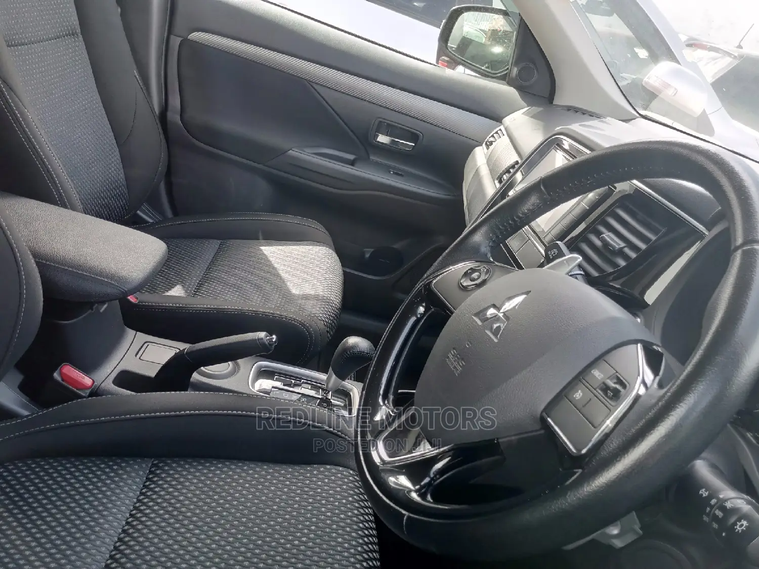 Mitsubishi Outlander SE AWC 2017 Red
