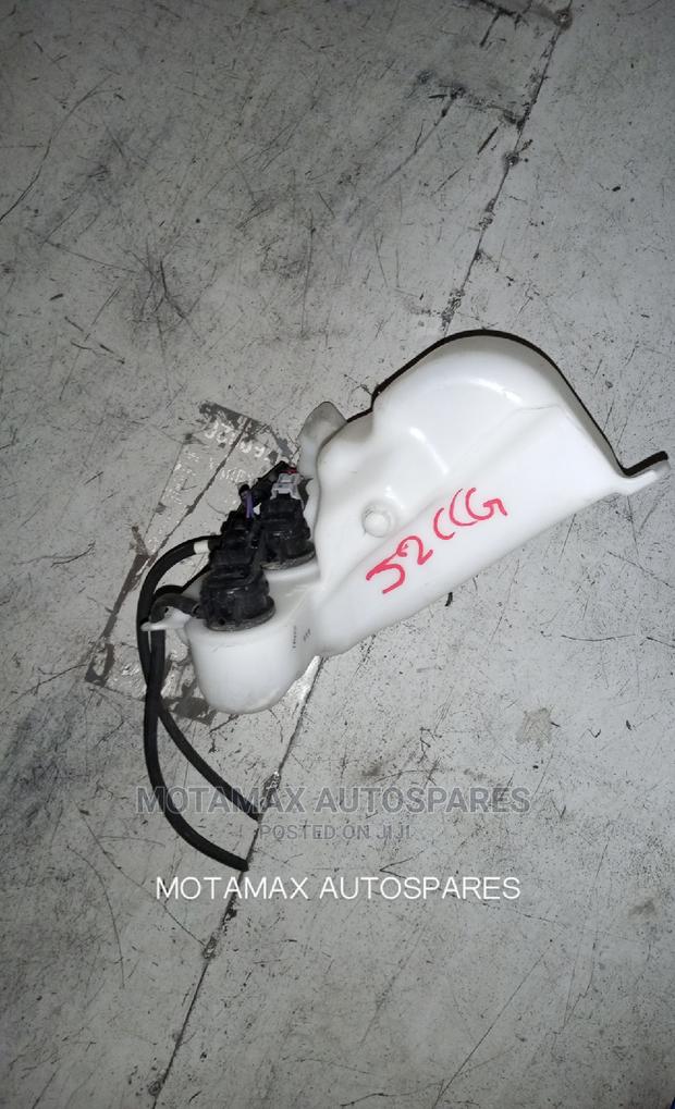 Toyota Rush Washer Bottle