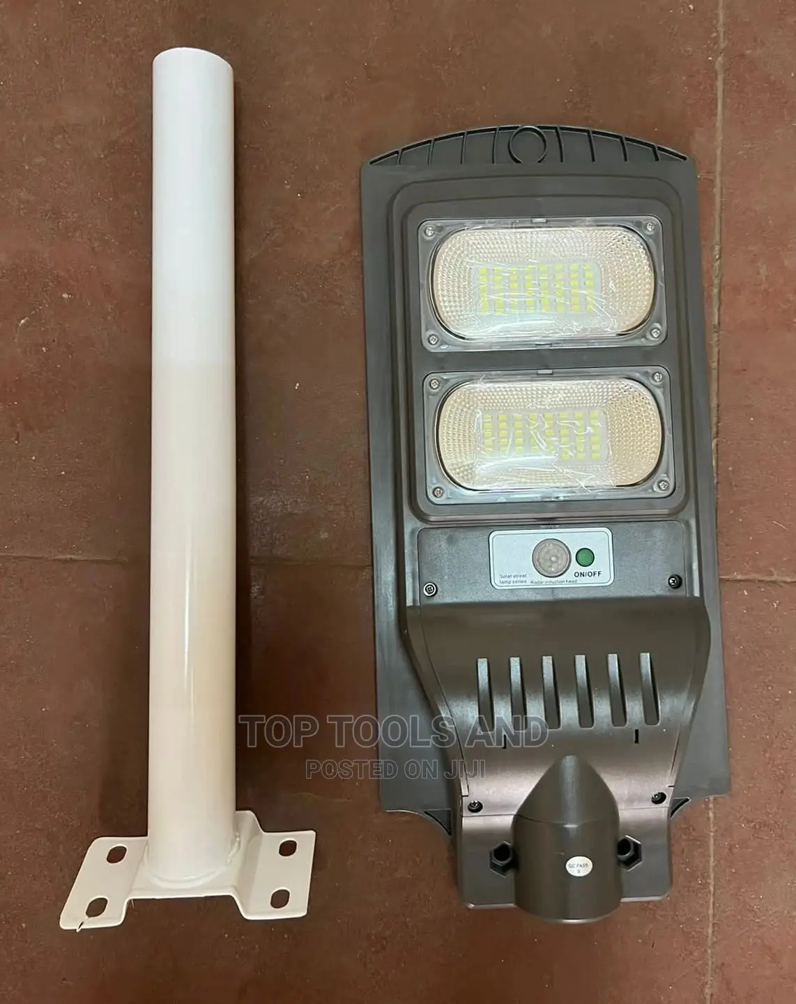 Solar Street Light 60w With a Pole Stand 50*500mm