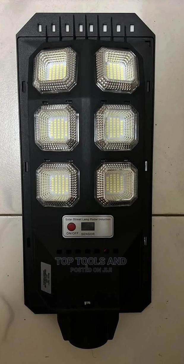 New Design Solar 60W Streetlight With Pole - main view