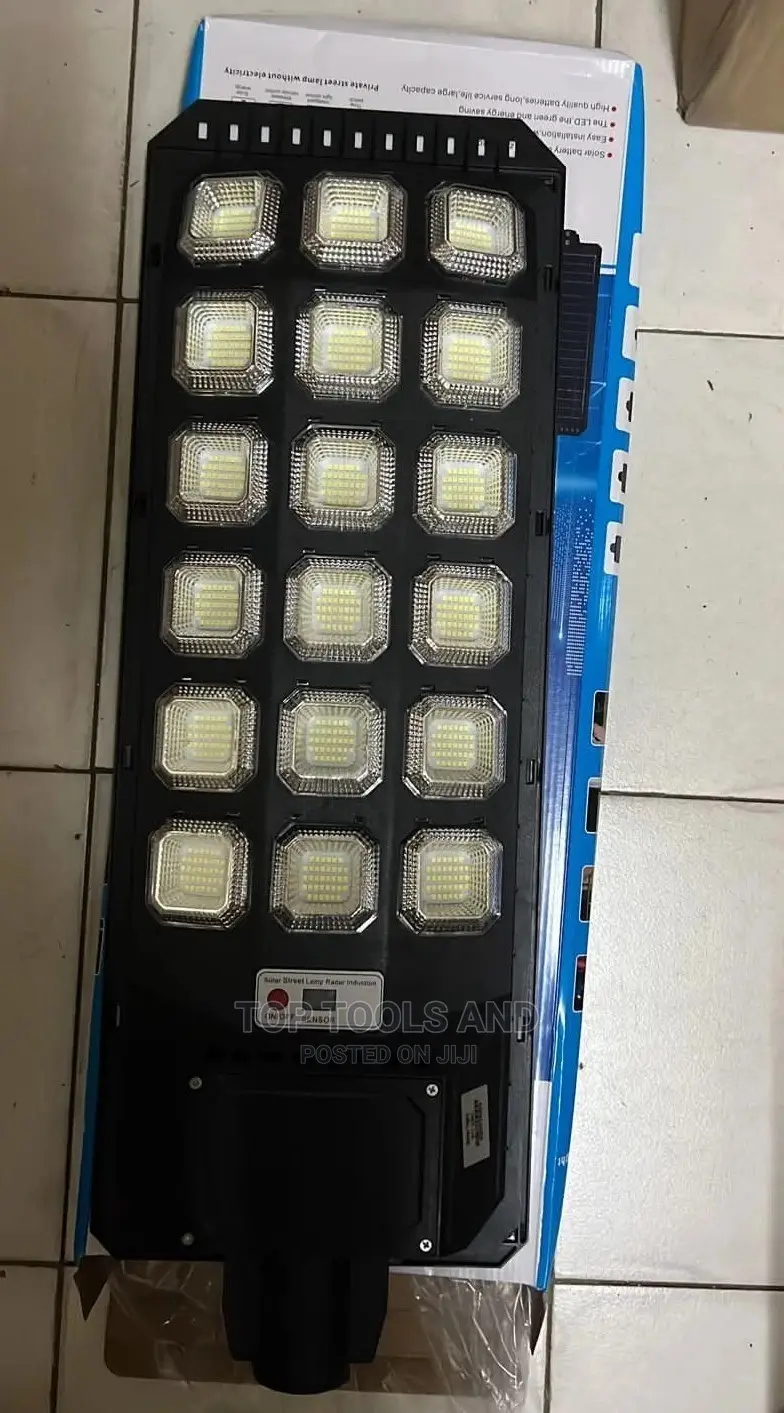 New Design Solar Streetlight 90W With Pole