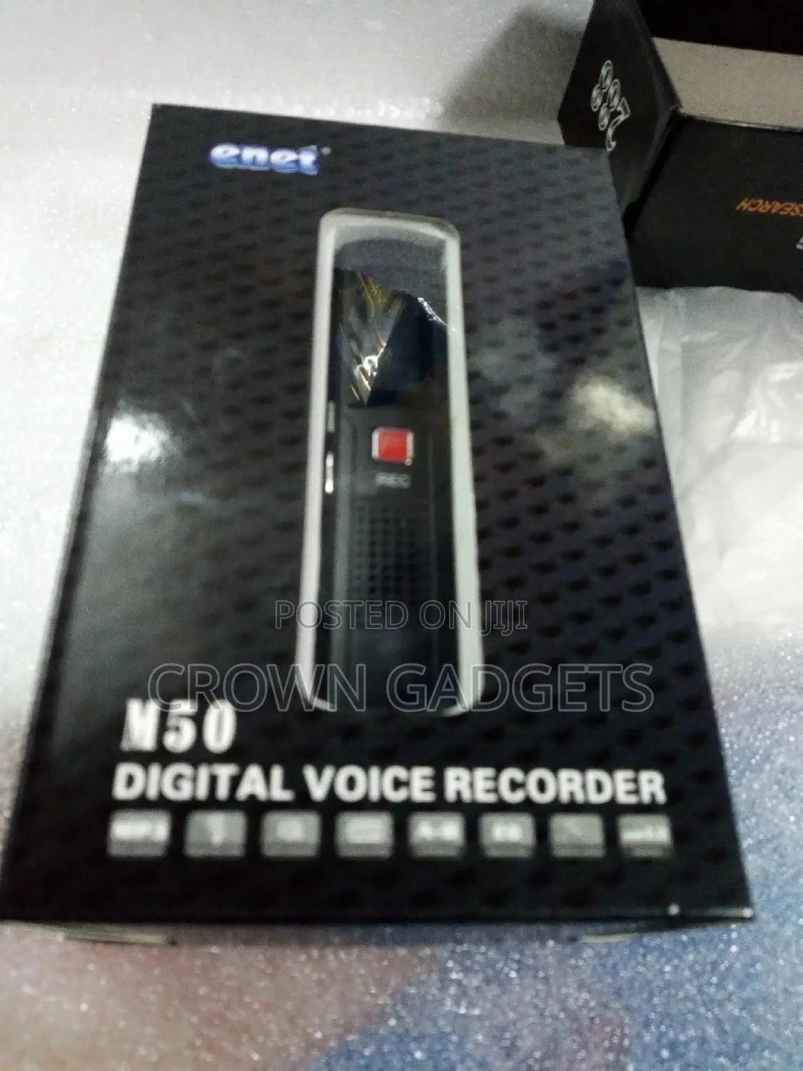8gb Enet Voice Revorder With Earphones