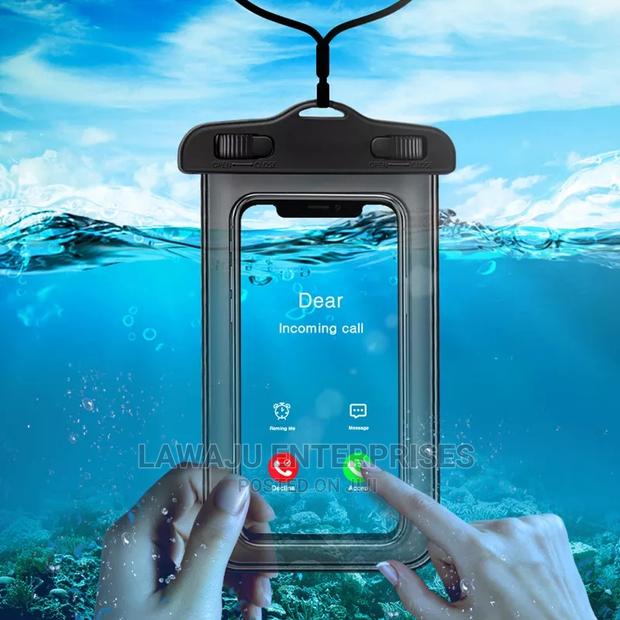 Waterproof Mobile Phone Case - thumbnail 4