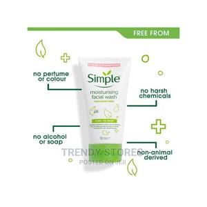 Simple Moist Foam Face Wash - thumbnail 2