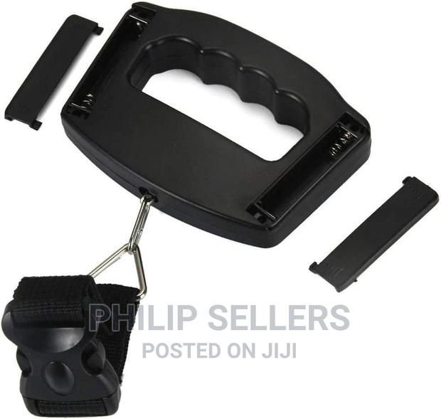 Mini Hand Carry Electronic Scale 50kg Capacity Luggage Digi - thumbnail 2