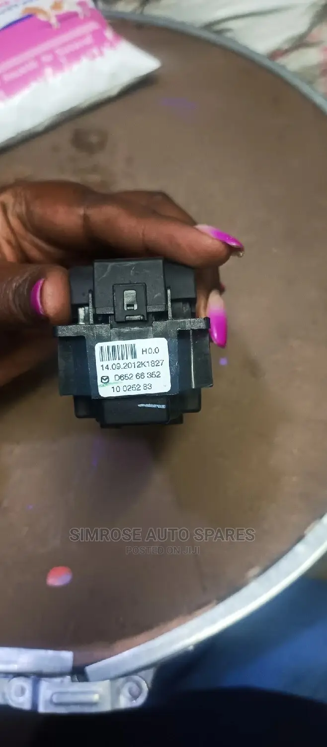 Main/ Master Door Switch for Mazda Demio