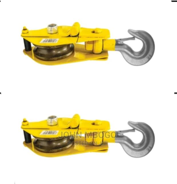 Single Wheel Hook Pulley - main view