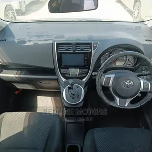 Toyota Ractis 2016 Black