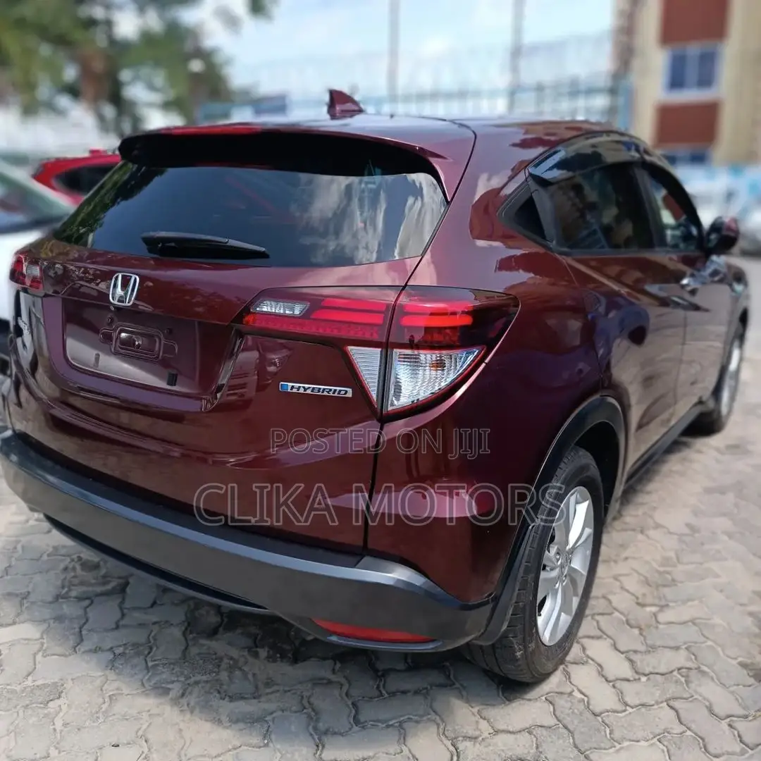 Honda Vezel 2016 Red
