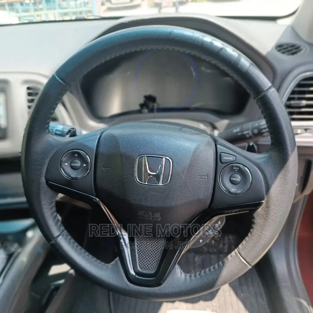 Honda Vezel 2016 Red