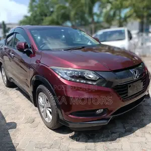 Honda Vezel 2016 Red