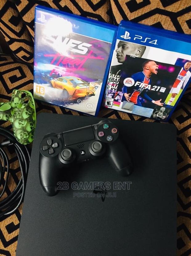 Ps4 Slim, Fifa21 Free - main view