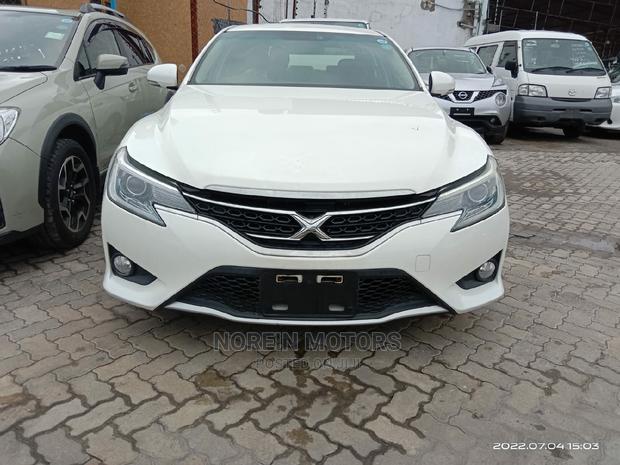 Toyota Mark X 2015 Ivory - thumbnail 3