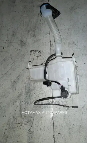 Toyota Mark X Washer Bottle