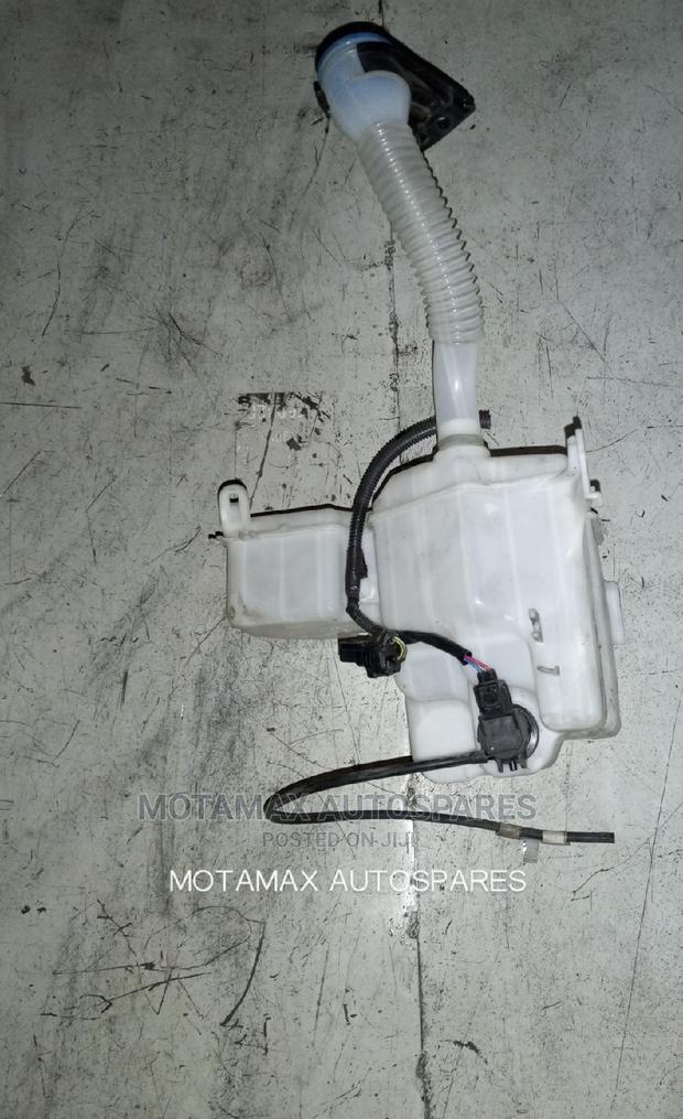 Toyota Mark X Washer Bottle