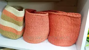 Baskets Kiondos Vases