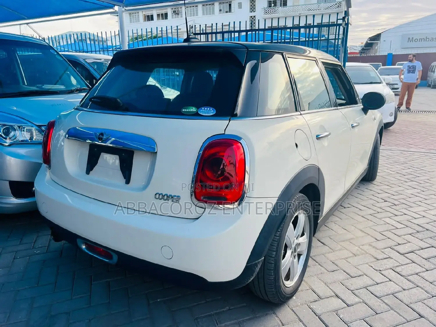 Mini Cooper 2015 White