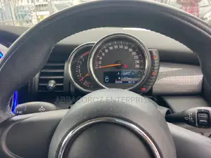 Mini Cooper 2015 Blue
