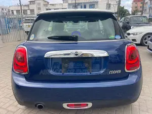 Mini Cooper 2015 Blue