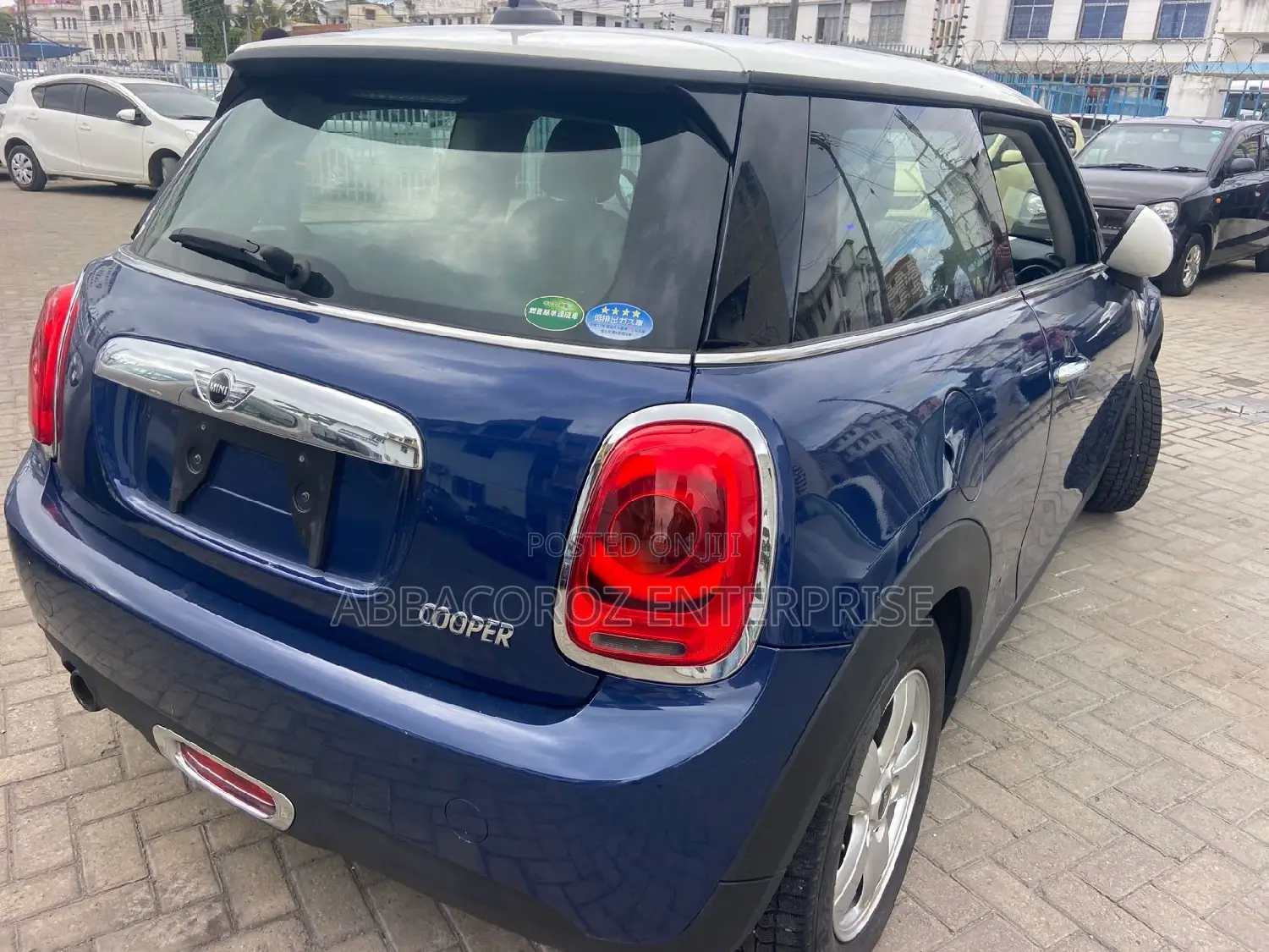 Mini Cooper 2015 Blue