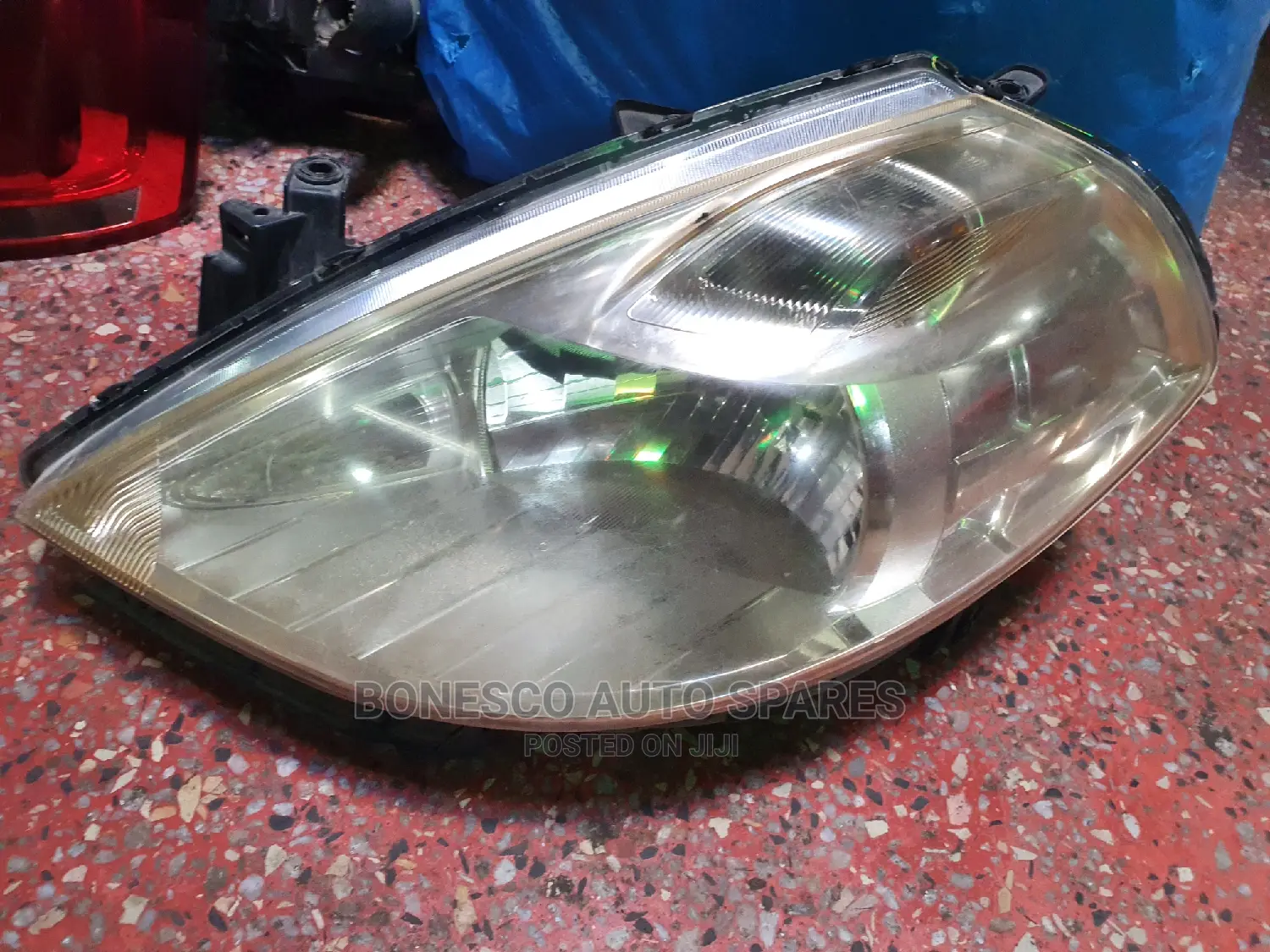 Nissan Tiida 2010 Headlight Nonxenon