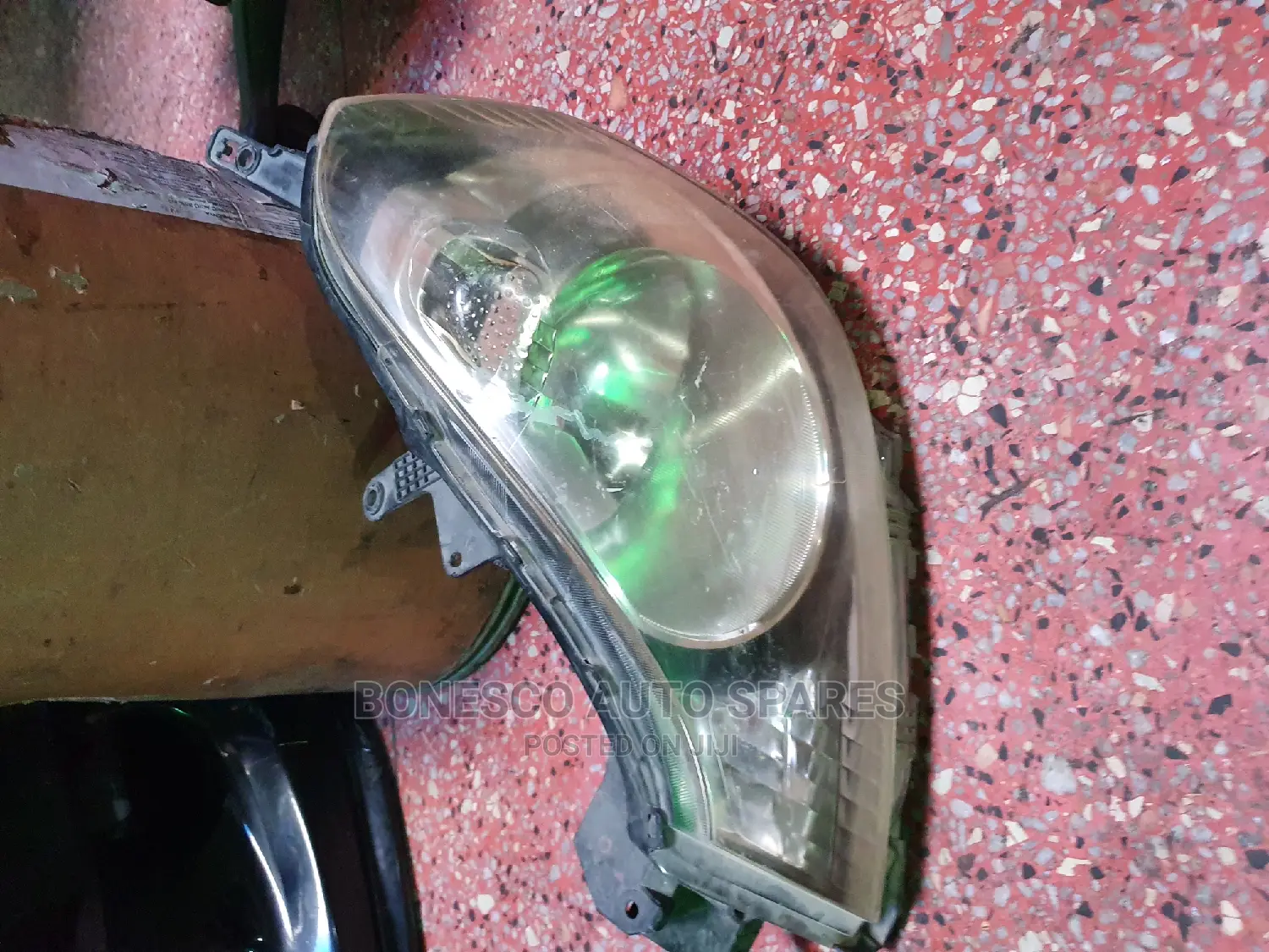 Nissan Advan Headlights Assembly