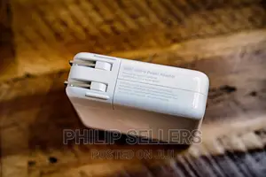Apple 96W USB Type-C Power Adapter for New 16 Inch Macbook P