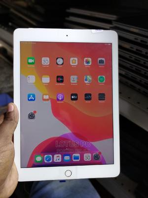 Apple iPad Pro 32 GB Silver - main view
