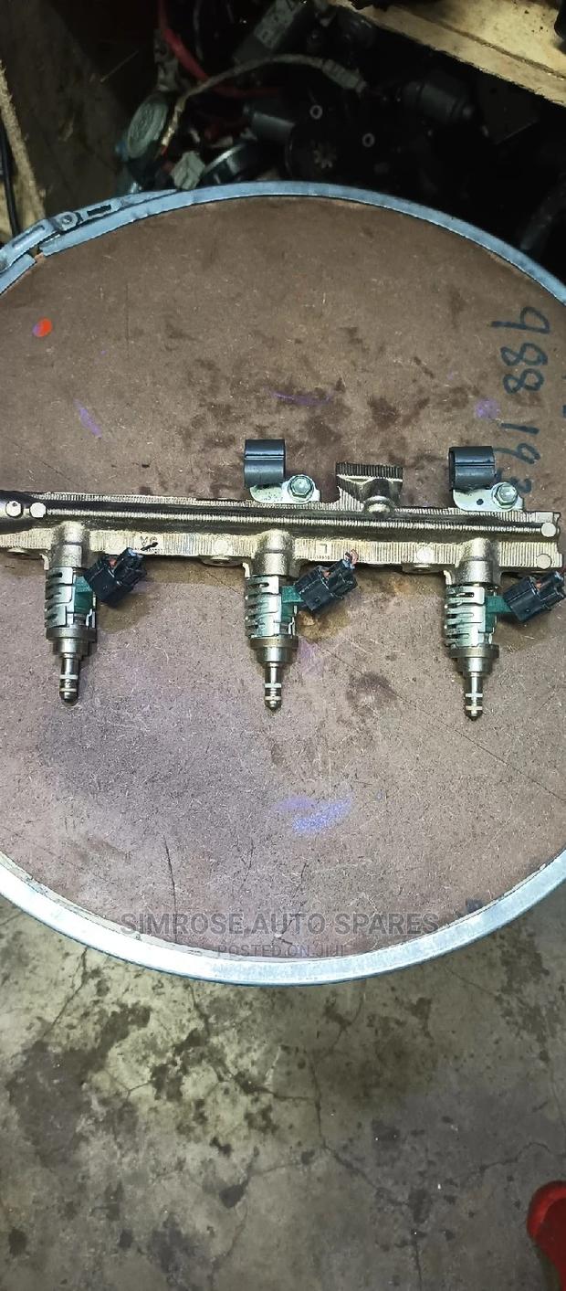 Toyota Mark X Injector Nozzles.