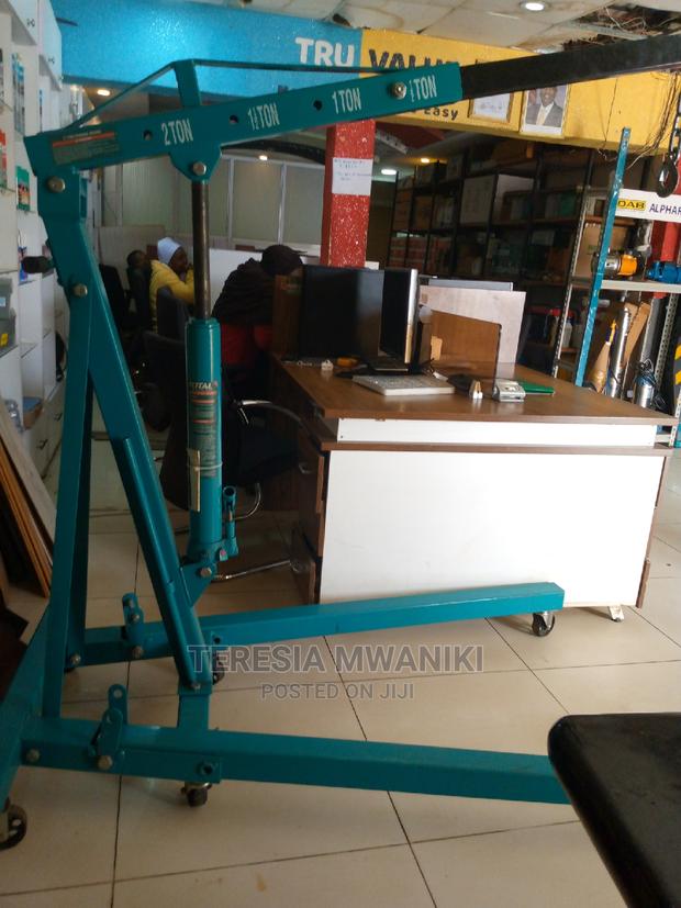 Engine Crane - main view