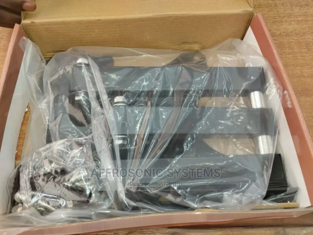 Swivel TV Wall Mount Bracket
