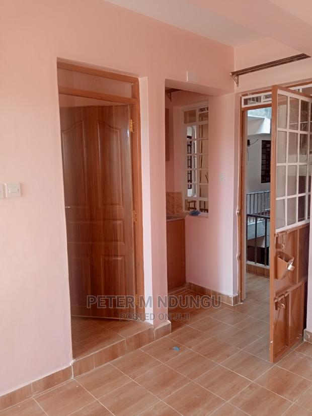 Modern Bedsitter to Let - main view