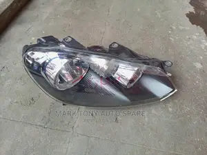 Golf Headlight Non Zenon 2010