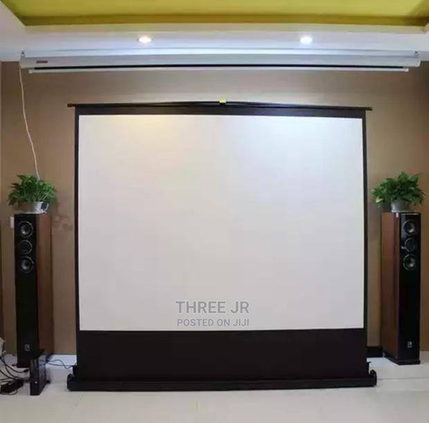 Easy to Set Up Tripod Screen - thumbnail 3