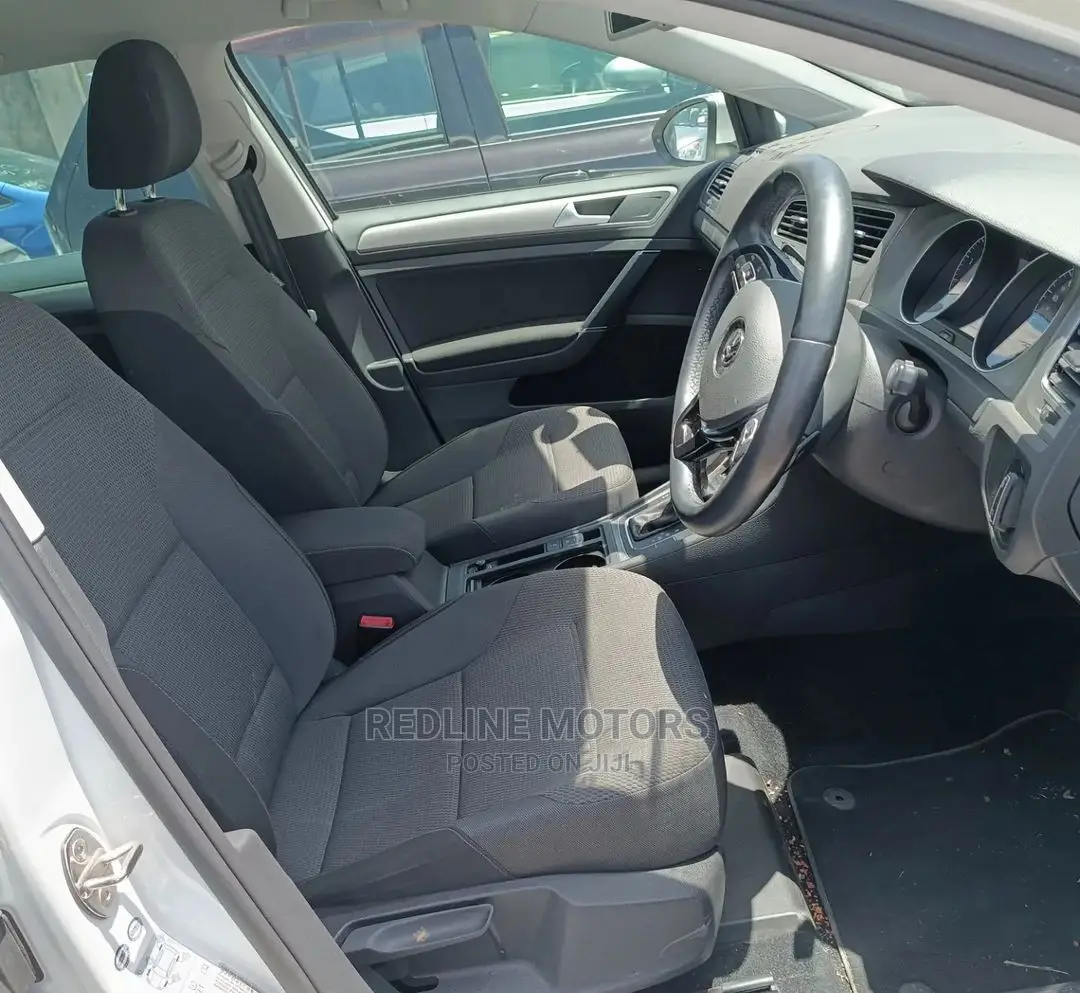 Volkswagen Golf 2016 Pearl