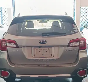 Subaru Outback 2.5i Limited AWD 2016 Silver