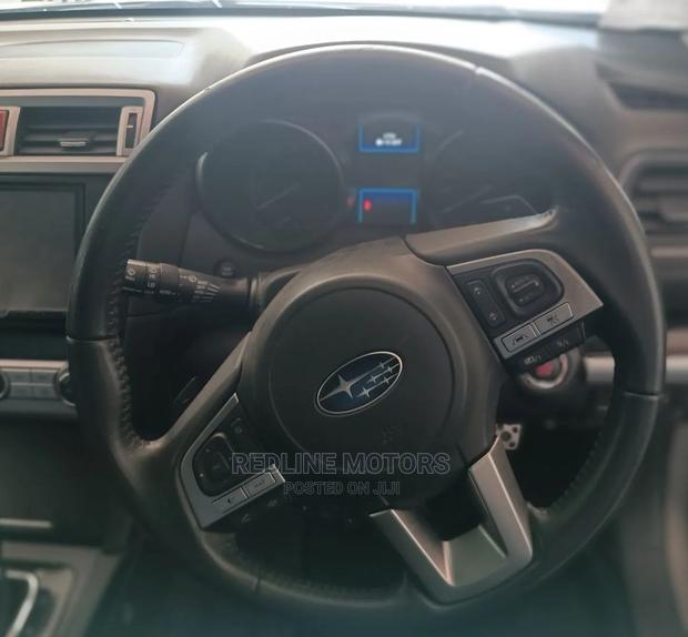 Subaru Outback 2.5i Limited AWD 2016 Silver - thumbnail 3